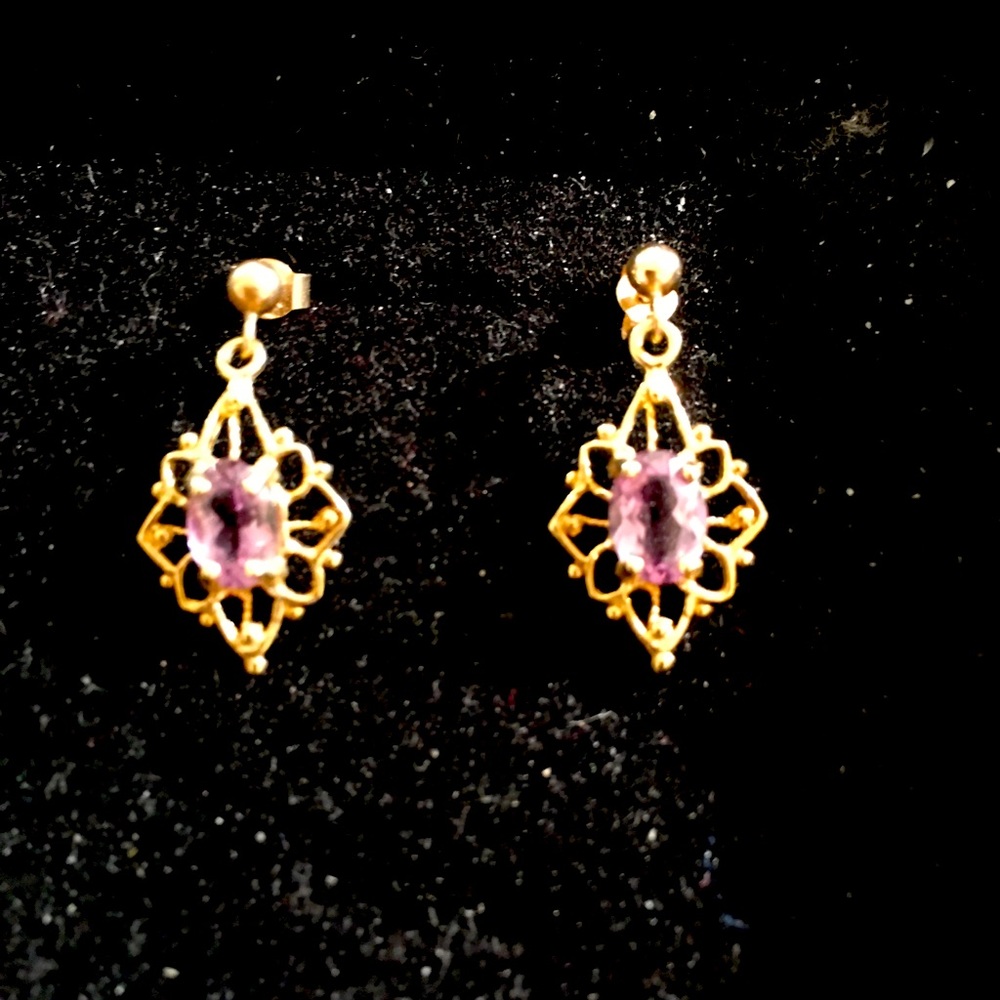Yellow gold and amethyst antique/vintage earrings